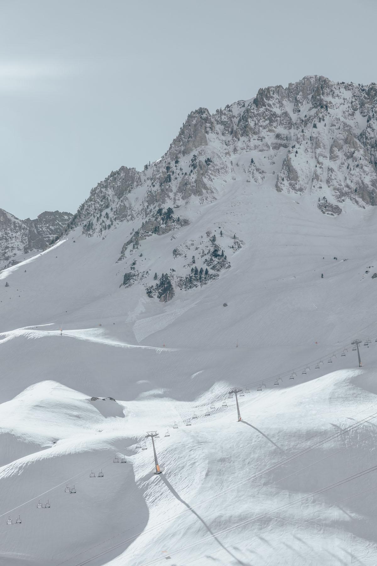 Skiing at La Mongie - Appart Hôtel - Le Clos du 5 - Bagnères-de-Bigorre